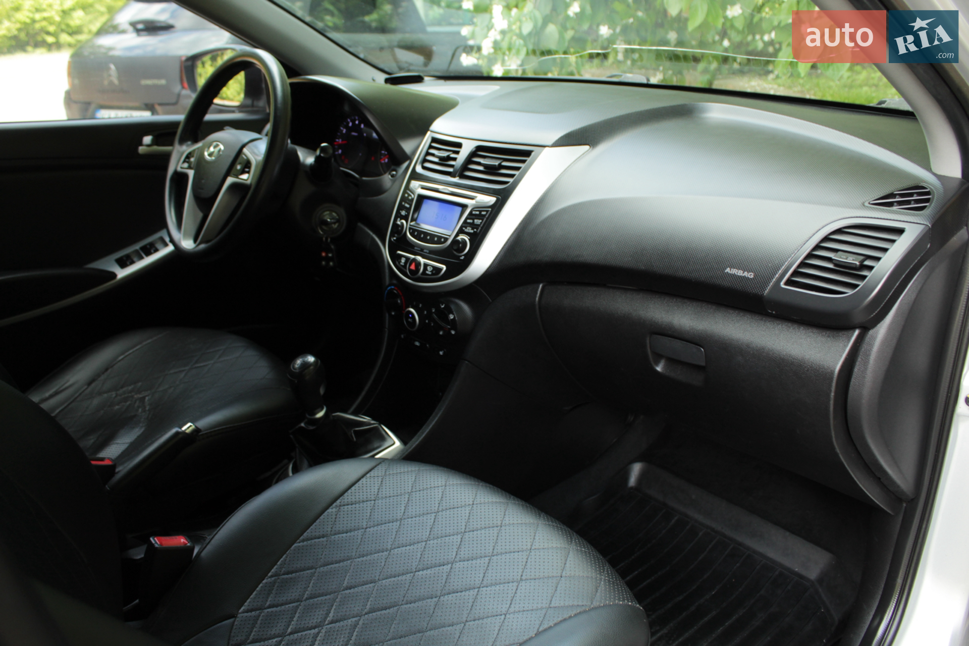 2013 Hyundai Accent - мініатюра 17