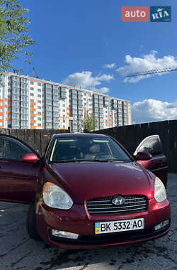 Седан Hyundai Accent 2008 в Ровно