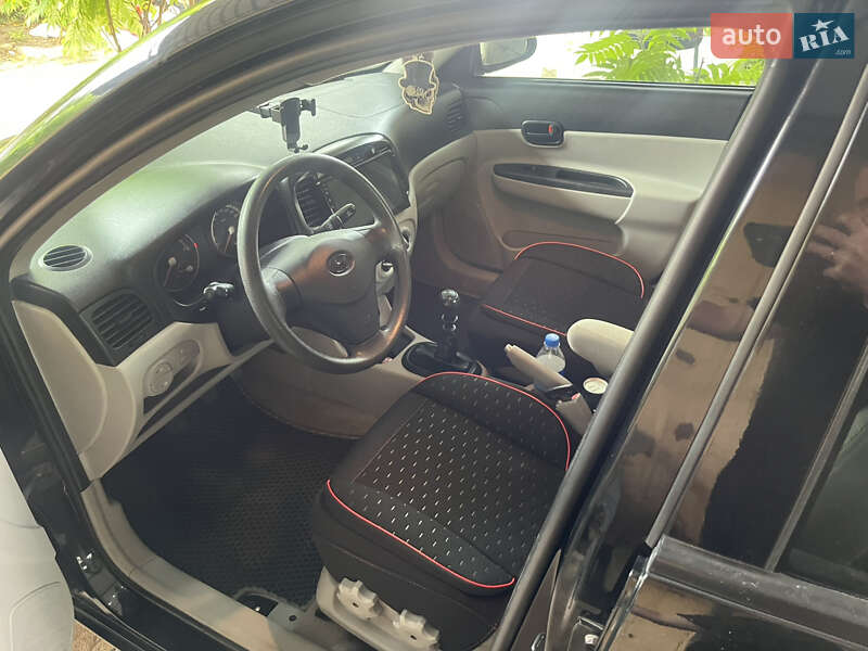 Седан Hyundai Accent 2008 в Славянске