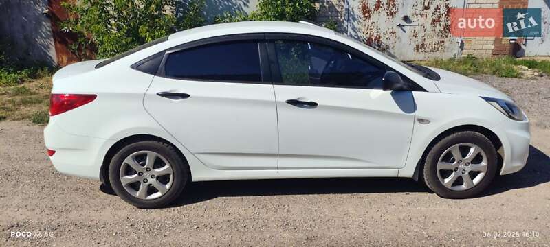Седан Hyundai Accent 2013 в Слов'янську
