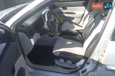 Седан Hyundai Accent 2008 в Варві