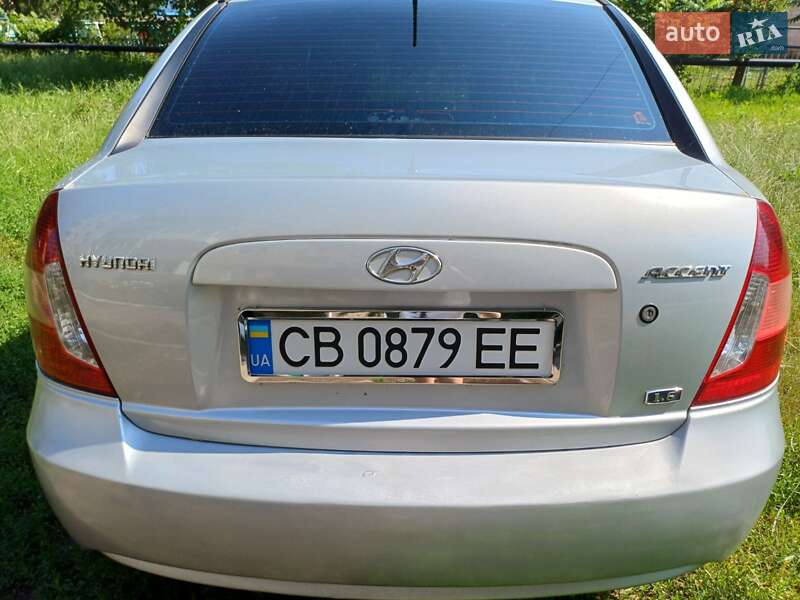 Седан Hyundai Accent 2008 в Варві