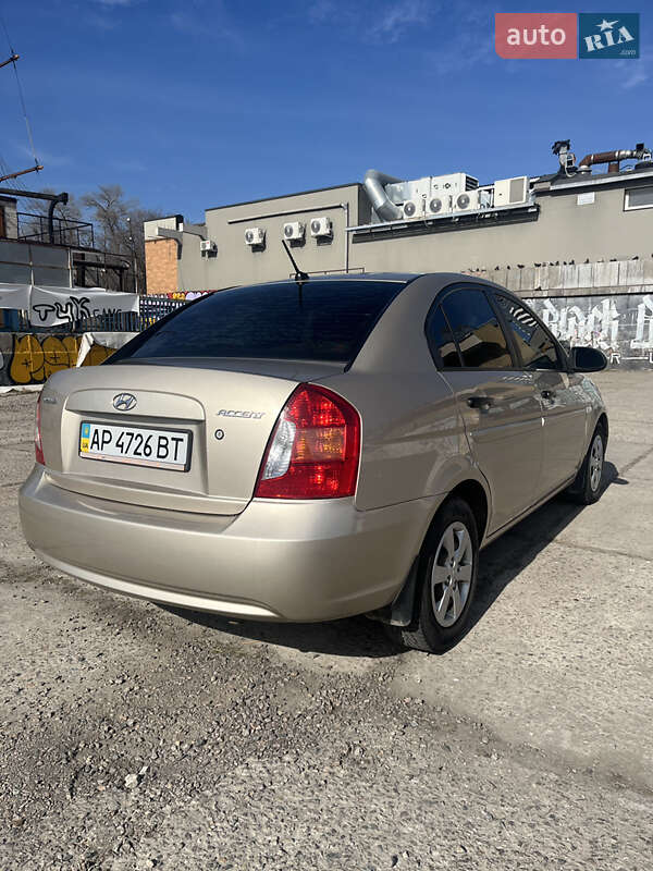 Седан Hyundai Accent 2009 в Запорожье