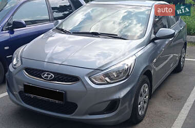 Седан Hyundai Accent 2018 в Києві