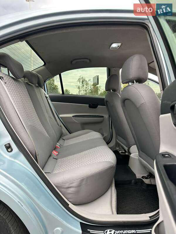 Седан Hyundai Accent 2010 в Запоріжжі