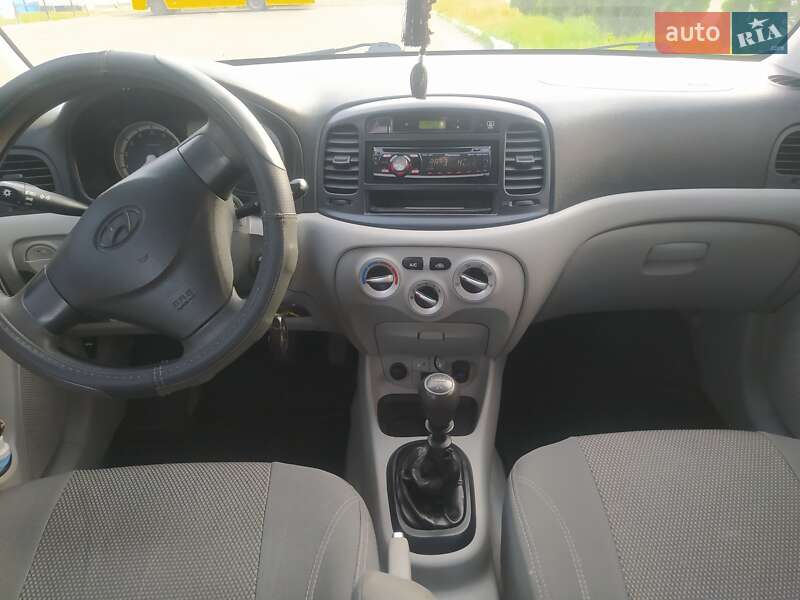 Седан Hyundai Accent 2008 в Черкасах