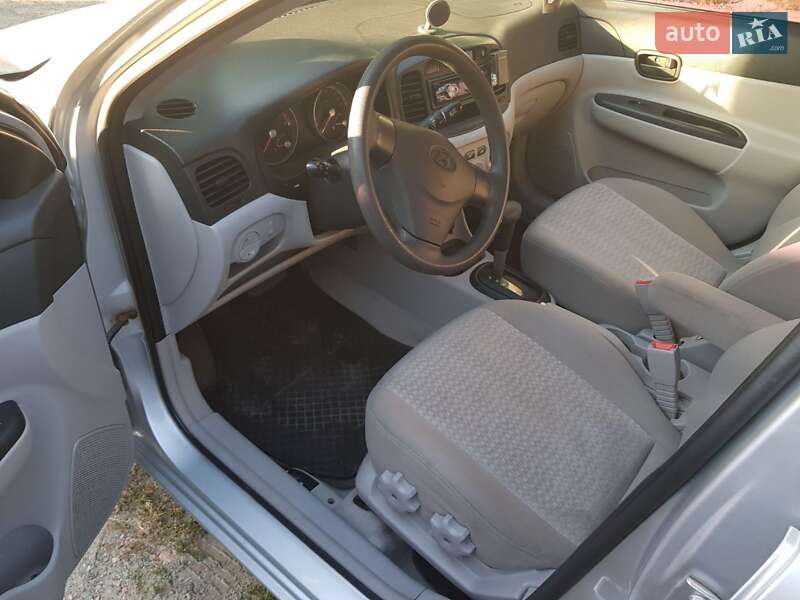 Седан Hyundai Accent 2008 в Вышгороде