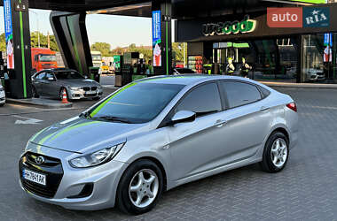 Седан Hyundai Accent 2011 в Одесі