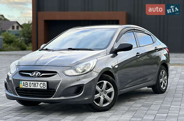 Hyundai Accent 2013