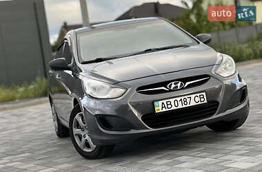 Седан Hyundai Accent 2013 в Виннице