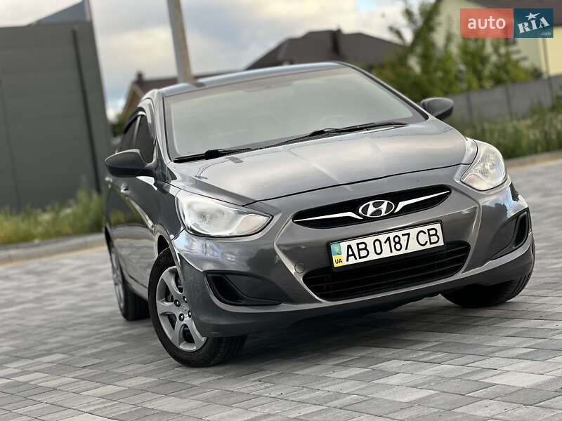 Hyundai Accent 2013