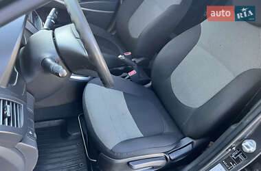Седан Hyundai Accent 2013 в 