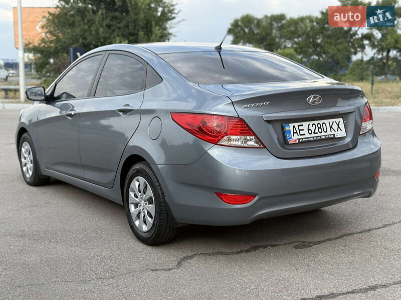 Седан Hyundai Accent 2019 в Днепре