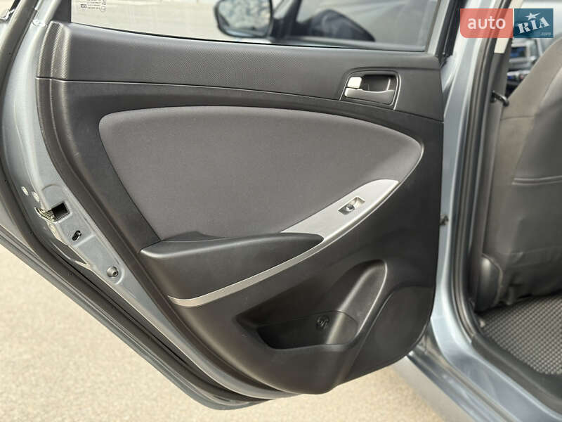 Седан Hyundai Accent 2019 в Днепре