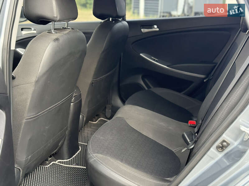 Седан Hyundai Accent 2019 в Днепре