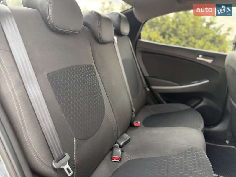 Седан Hyundai Accent 2019 в Днепре