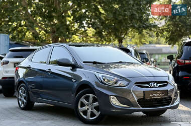 Седан Hyundai Accent 2011 в 