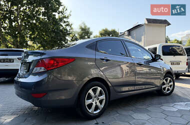 Седан Hyundai Accent 2011 в 