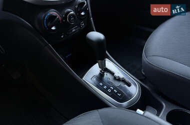 Седан Hyundai Accent 2011 в 