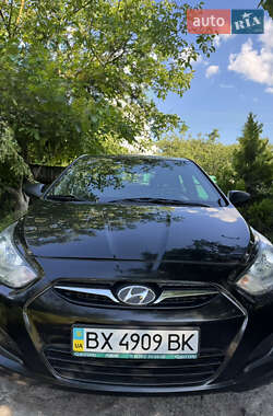 Седан Hyundai Accent 2013 в Славуті