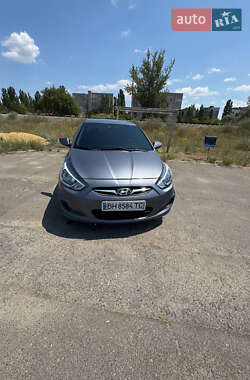 Hyundai Accent 2016 Hyundai Accent 2016