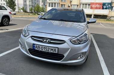 Хэтчбек Hyundai Accent 2016 в Виннице