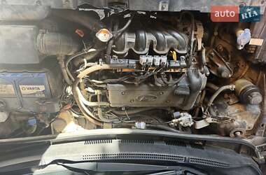 Хэтчбек Hyundai Accent 2013 в 