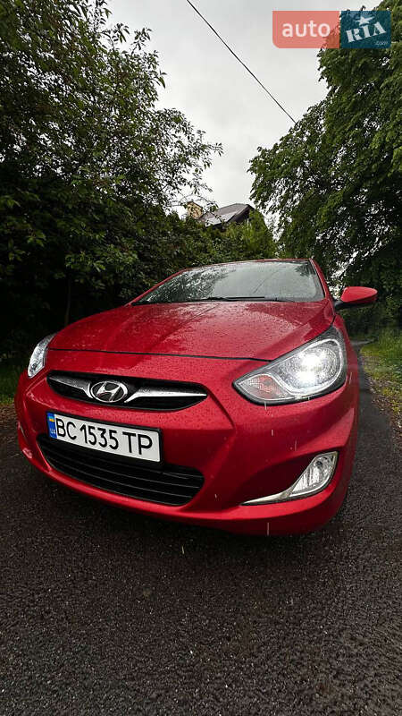 Седан Hyundai Accent 2011 в Львове