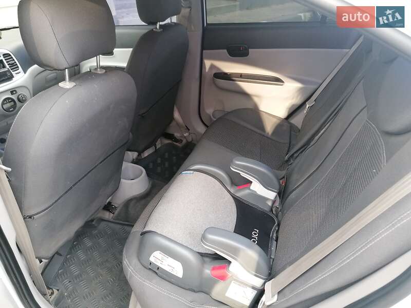 Седан Hyundai Accent 2008 в Харькове