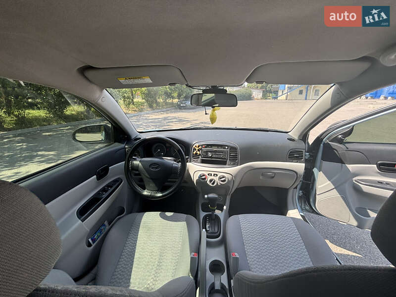 Седан Hyundai Accent 2010 в Запоріжжі