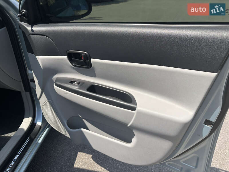 Седан Hyundai Accent 2010 в Запоріжжі