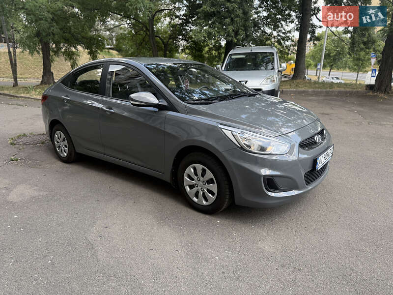 Седан Hyundai Accent 2019 в Киеве