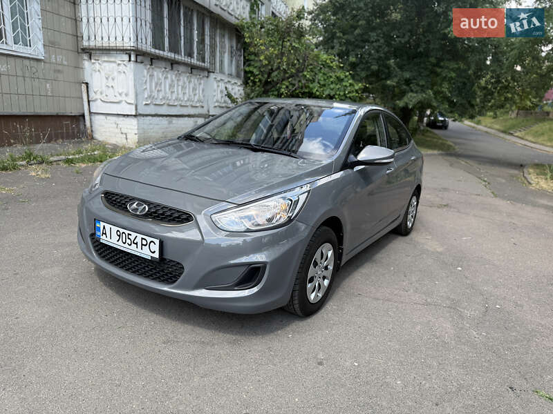 Седан Hyundai Accent 2019 в Киеве