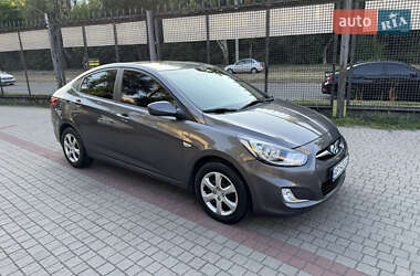 Седан Hyundai Accent 2011 в Запорожье