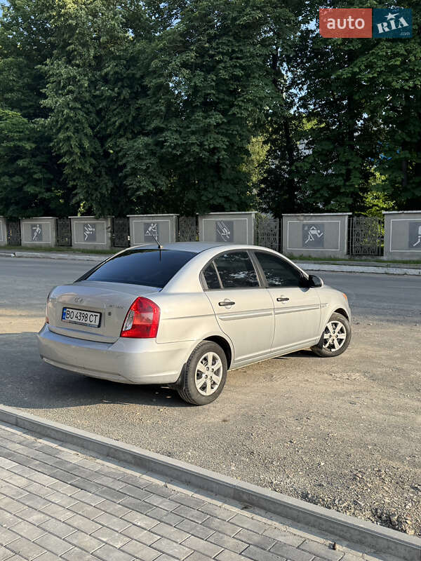 Седан Hyundai Accent 2008 в Борщеве