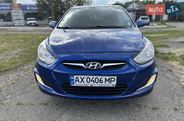Седан Hyundai Accent 2013 в 