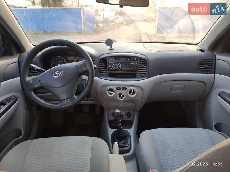 Седан Hyundai Accent 2008 в Первомайске
