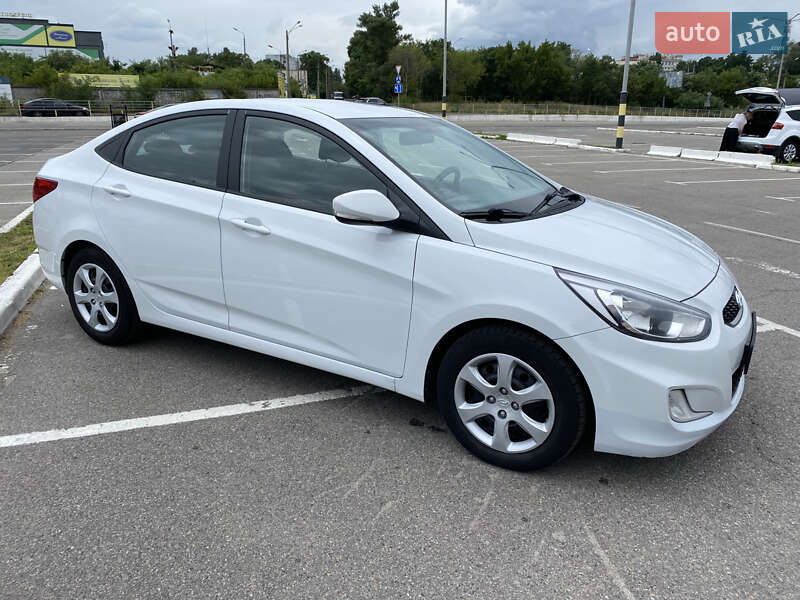 Седан Hyundai Accent 2018 в Києві