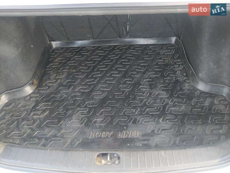 Седан Hyundai Accent 2008 в Черкасах