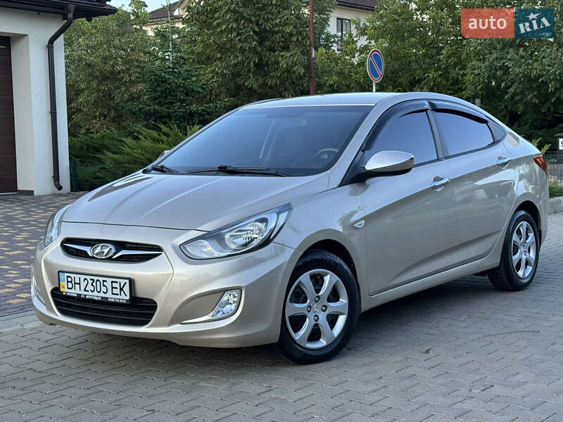 Седан Hyundai Accent 2013 в Одессе