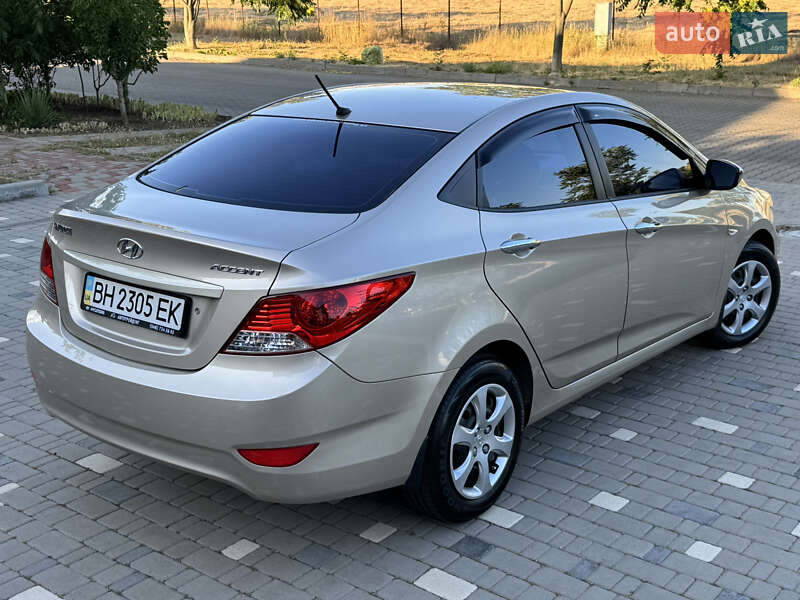 Седан Hyundai Accent 2013 в Одессе