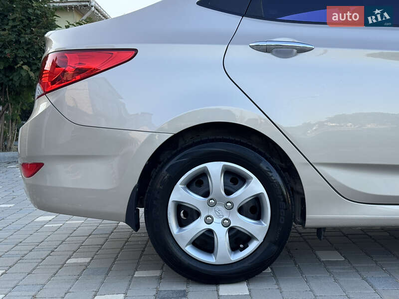 Седан Hyundai Accent 2013 в Одессе