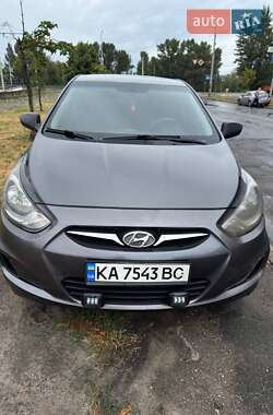 Седан Hyundai Accent 2014 в 