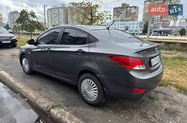 Седан Hyundai Accent 2014 в 