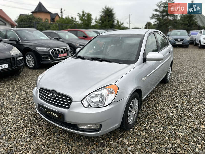 Хэтчбек Hyundai Accent 2008 в Ивано-Франковске