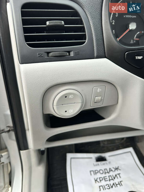 Хэтчбек Hyundai Accent 2008 в Ивано-Франковске