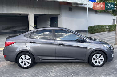 Седан Hyundai Accent 2016 в 
