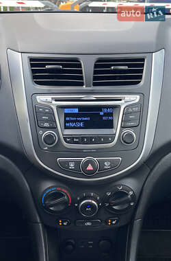 Седан Hyundai Accent 2016 в 