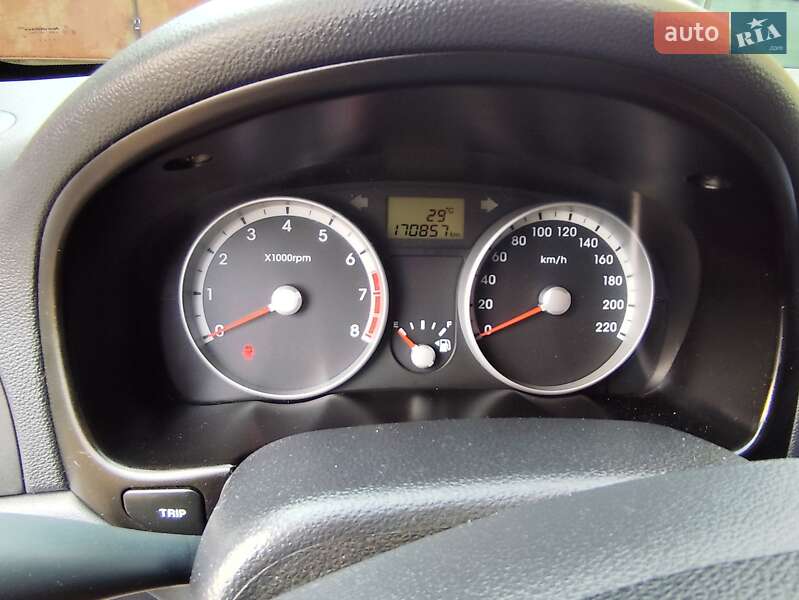 Хетчбек Hyundai Accent 2008 в Великодолинському
