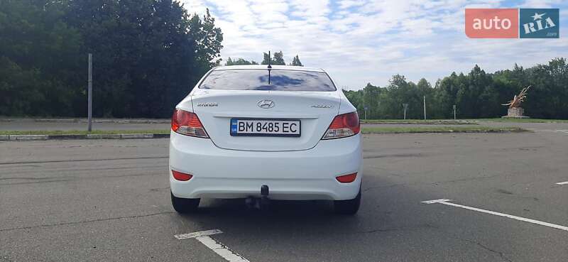 Седан Hyundai Accent 2013 в Конотопе
